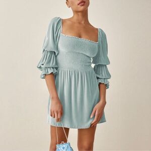 Celebrity Worn! Reformation Velvet Dress Albi Light Blue
smock Mini Size Small